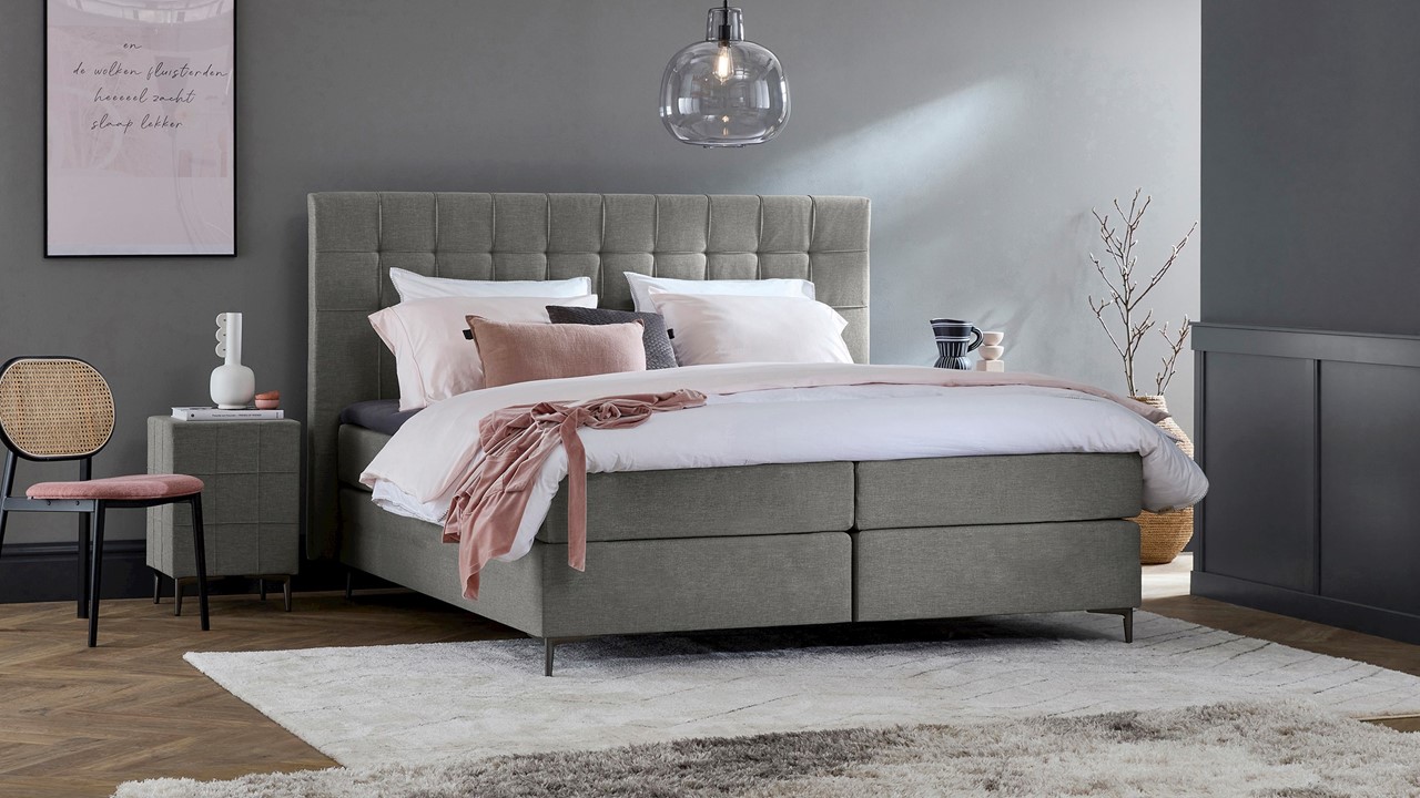 Boxspring Jade vlak met gestoffeerd matras